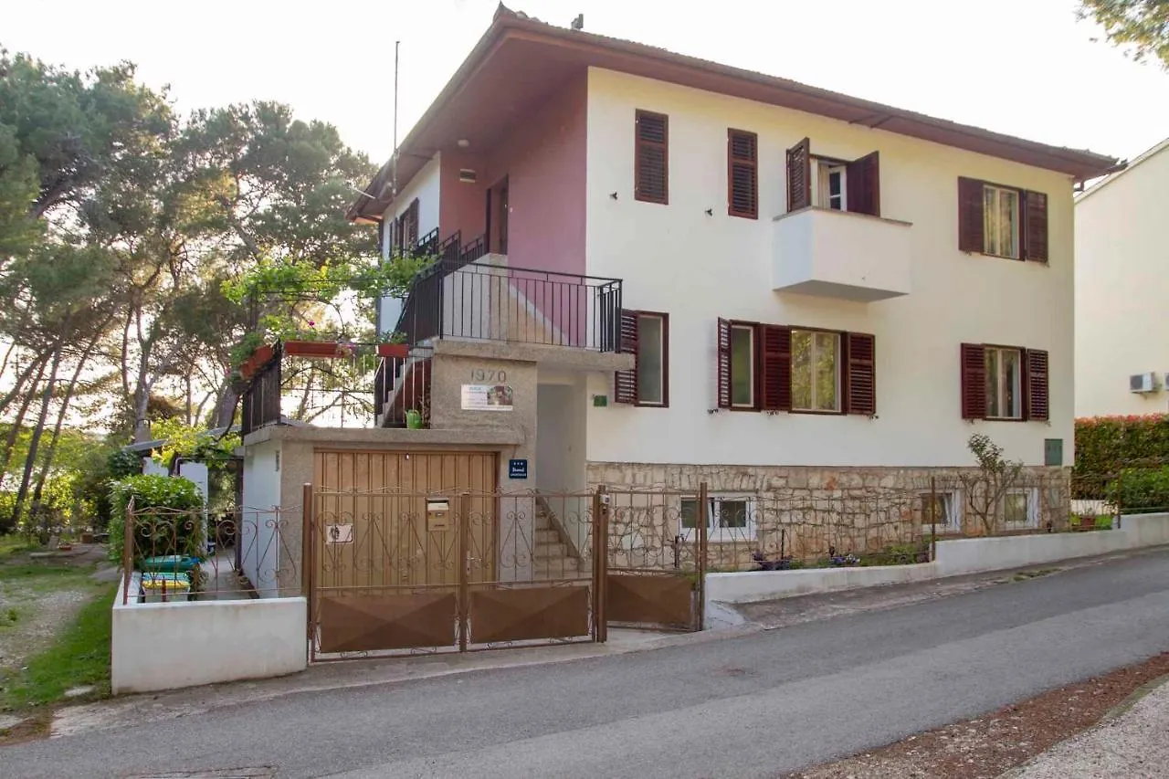 Apartment In Pula - Istrien 42563 Croatia