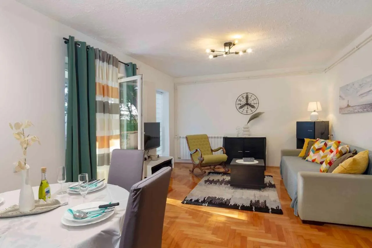 Apartment In Pula - Istrien 42563 Croatia